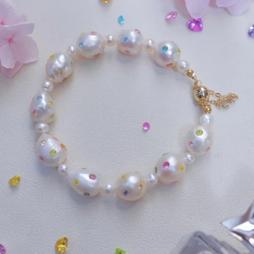Elegant Freshwater Pearl Bracelet with Gemstone Diversity and Magnetic Clasp