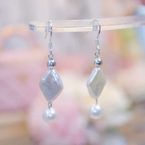 Sophisticated Bridesmaid Pearl Earrings with Rare Rhombus Design